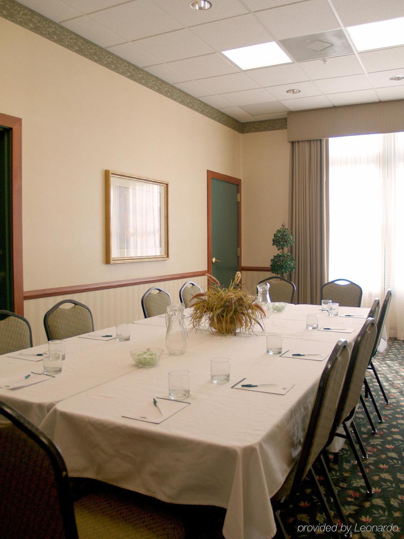 Country Inn & Suites By Radisson, St Charles Historic District Saint Charles Perniagaan gambar
